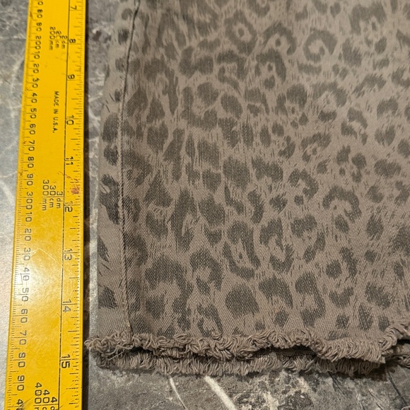 KanCan Gray Leopard Mini Skirt - Picture 2 of 7